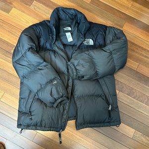 North Face 700 fill puffer jacket.  Great condition. Size Large